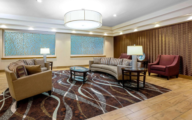photo 3 of La Quinta Inn & Suites by Wyndham Coeur d`Alene
