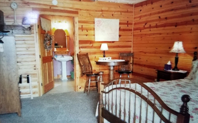 photo 4 of Amish Blessings Cabins