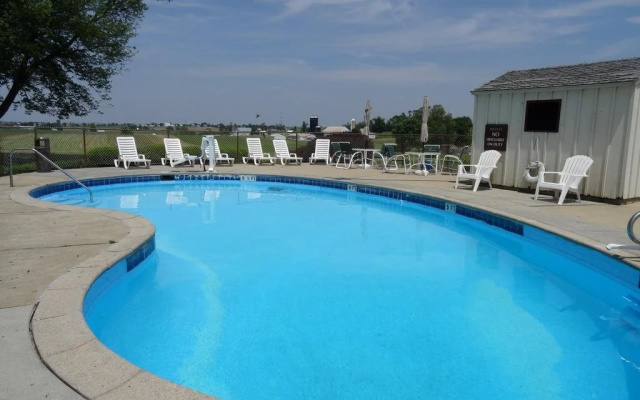 photo 2 of Amish Country Motel
