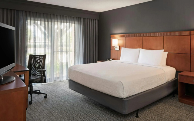 photo 5 of Courtyard by Marriott Anaheim Buena Park