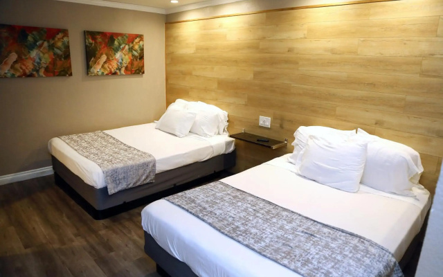 photo 5 of Anaheim Executive Inn & Suites