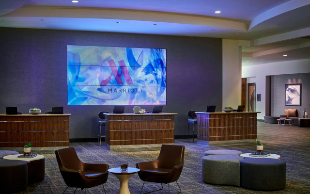 photo 2 of Anaheim Marriott Hotel