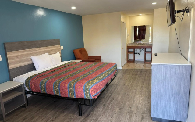 photo 3 of Anaheim National Inn