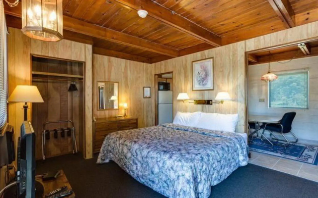 photo 5 of Anchor Inn Motel