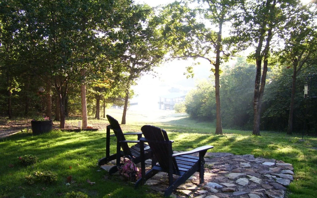 photo 4 of Anchor Inn on The Lake Bed and Breakfast