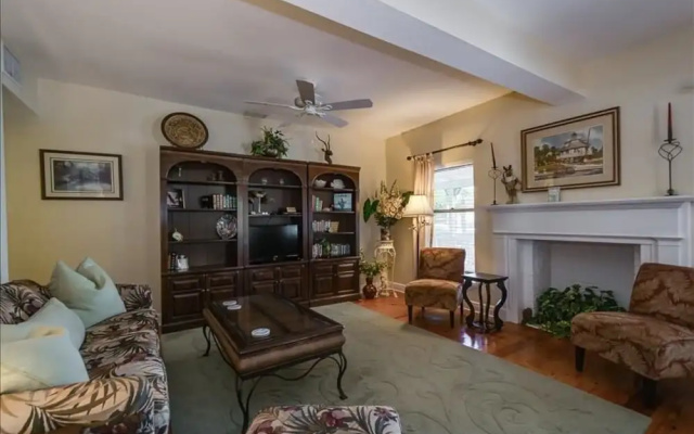 photo 4 of Anchor Inn - Unit 3 2 Bedroom Apts