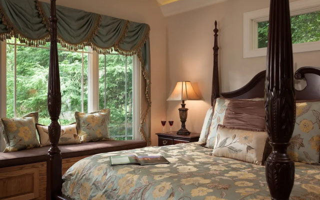 photo 3 of Andon-Reid Inn B&B