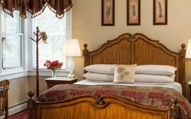 photo 4 of Andon-Reid Inn B&B