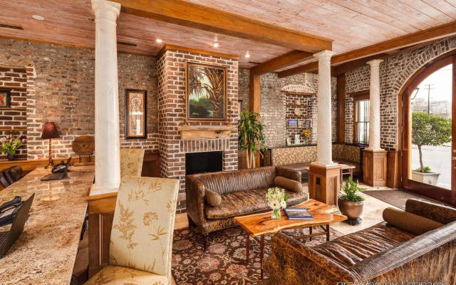 photo 2 of Andrew Pinckney Inn