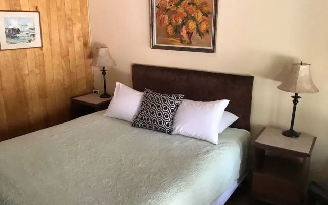 photo 4 of Andruss Motel
