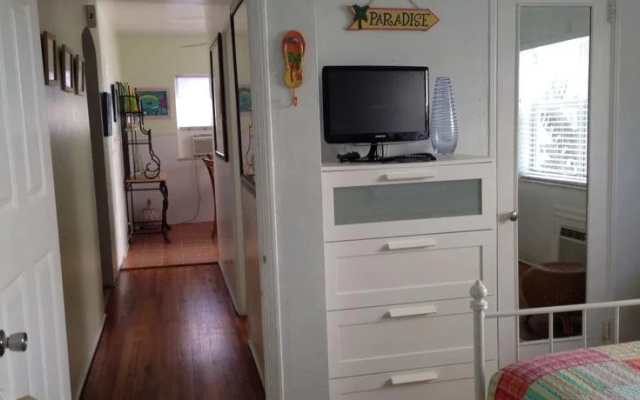 photo 5 of Angelfish Inn