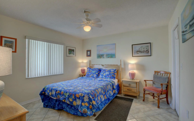 photo 2 of Anna Maria Island Beach Bay Breeze