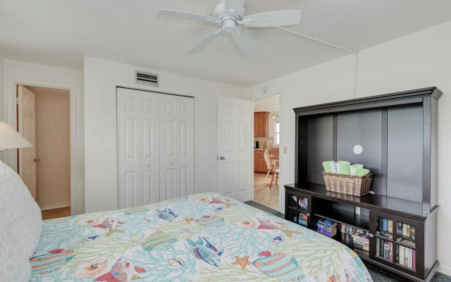 photo 4 of Anna Maria Island Beach Happy-Direct Beach Front-1BR-1BR