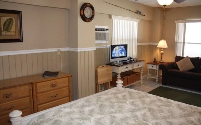 photo 5 of The Anna Maria Island Beach Paradise 10 - Studio condo by RedAwning
