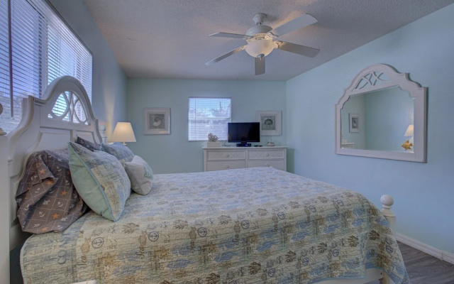 photo 3 of Beach Retreat Unit B by Anna Maria