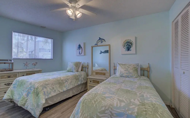 photo 4 of Beach Retreat Unit B by Anna Maria