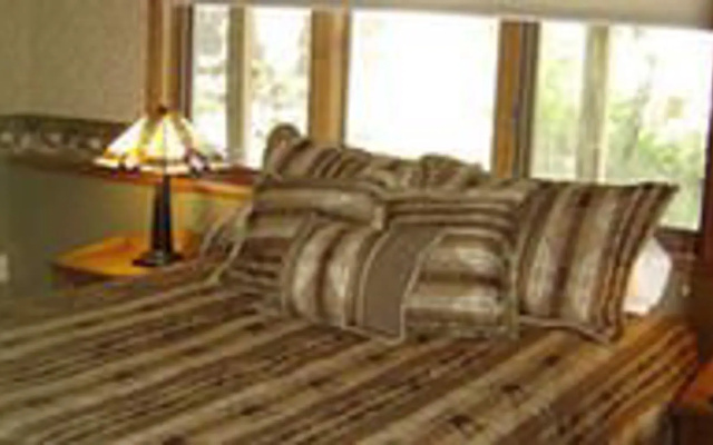 photo 2 of Anniversary Inn Bed & Breakfast