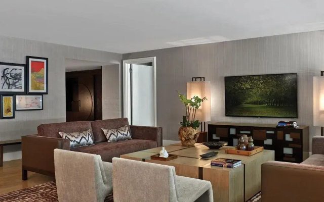 photo 3 of Caesars Suites At Caesars Palace