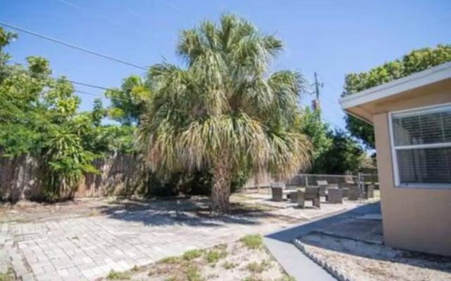 photo 4 of Apartment close to beach shopping center