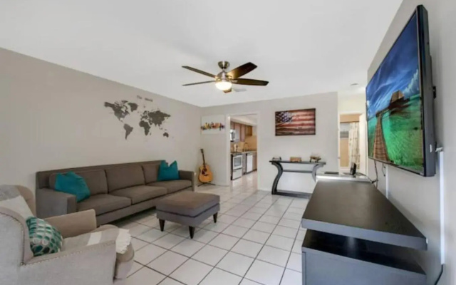 photo 5 of Apartment wcoffee station near beach shops
