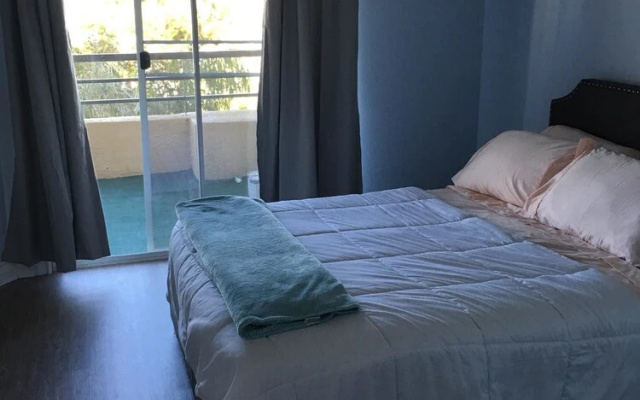 photo 5 of Apartment With 2 Bedrooms in Las Vegas, With Wonderful City View, Pool