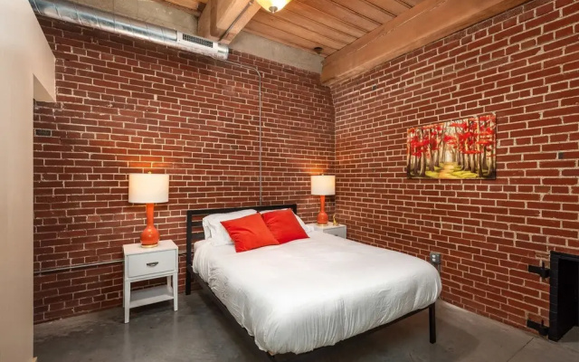 photo 4 of Apartments at 1209 Washington Ave