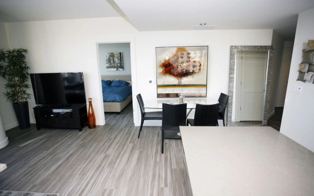 photo 4 of Apartments in the Loop