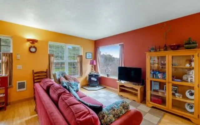 photo 5 of Apple Gate Beach House