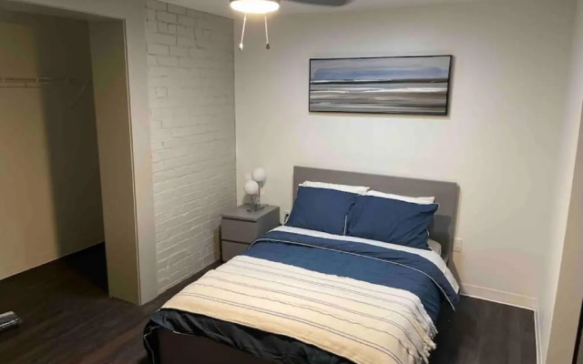 photo 2 of Apt 252 Cozy and Sleek Dwelling Min from Ft Leavenworth