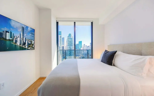 photo 4 of Apt Near Miami's Top Events at Bayfront