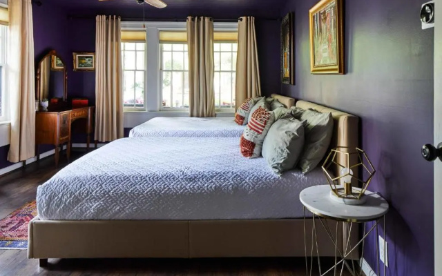 photo 2 of Apt2 Edenbrae - Walkable Southern Gothic Mansion