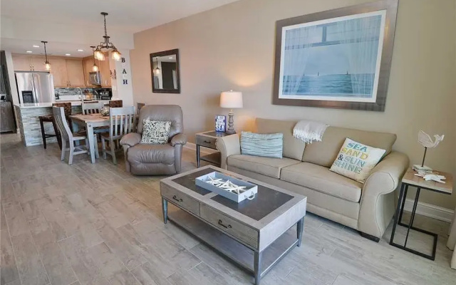 photo 3 of Aqua 607 - Two Bedroom Condo