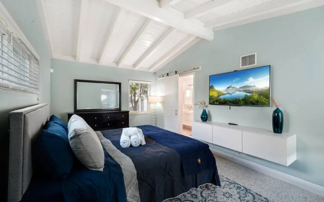 photo 3 of Aqua House in Fort Lauderdale