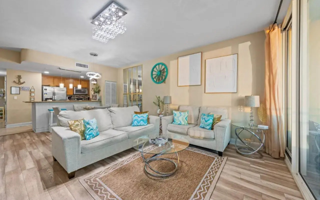 photo 4 of Aqua Resort 1505 by RealJoy Vacations