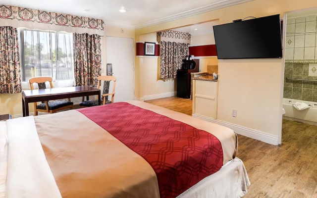 photo 5 of Aqua Venture Inn