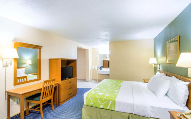 photo 3 of Rodeway Inn & Suites