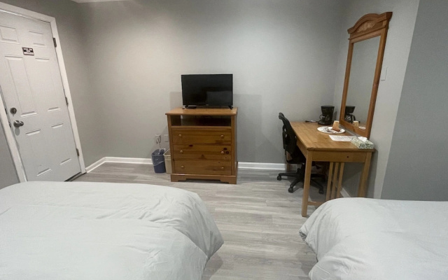 photo 4 of Aquastar Inn