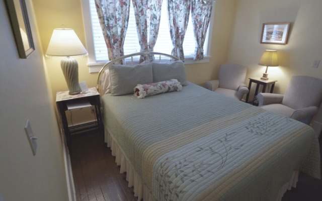 photo 3 of Arcadia House Bed & Breakfast