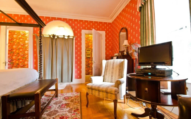 photo 4 of Architects Inn -- George Champlin Mason