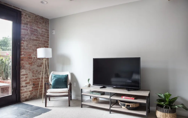 photo 2 of Architectural 1BR in Irish Channel by Sonder