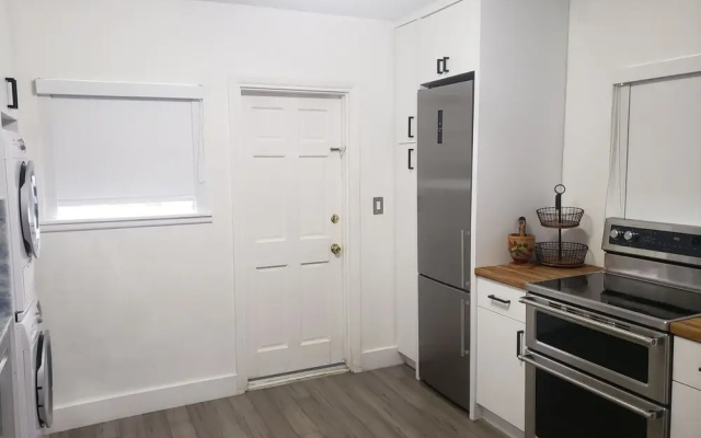 photo 5 of ARE-G Miami Lux Rental