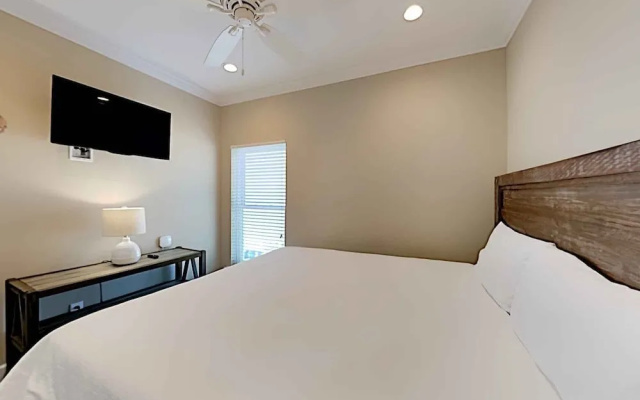 photo 3 of Arena Blanca by Southern Vacation Rentals