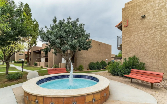 photo 2 of Arizona Southwest Decor - Between Phoenix And Old Town Scottsdale At Spengler Condos 1 Bedroom Condo by RedAwning