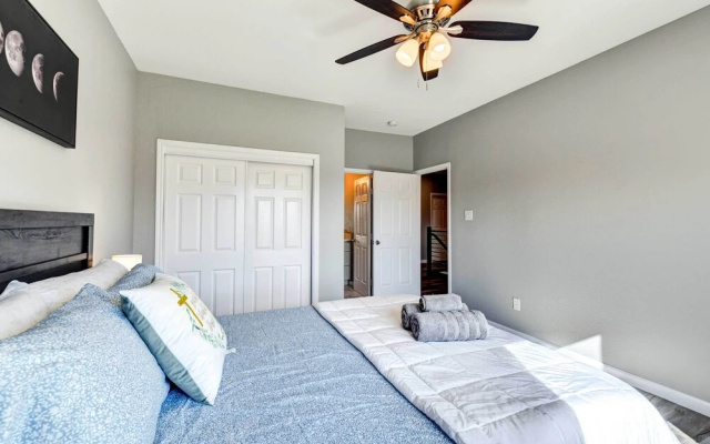 photo 4 of Arlington Home w/ Yard: 2 Mi to At&t Stadium!