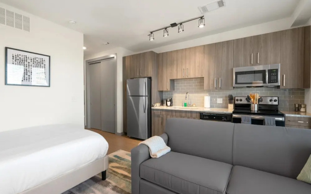 photo 2 of Arlington Luxe Studio Apartment
