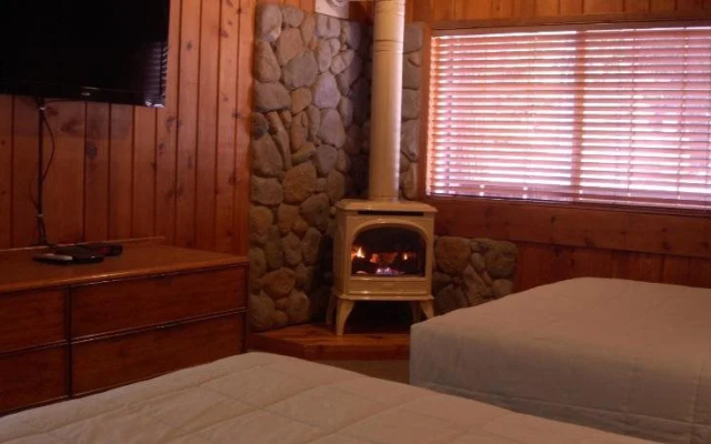 photo 2 of Timberline Lodge - Arnold - Bear Valley