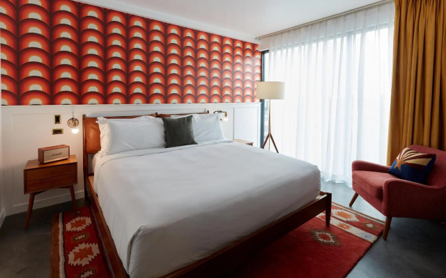 photo 4 of Rise Uptown Hotel