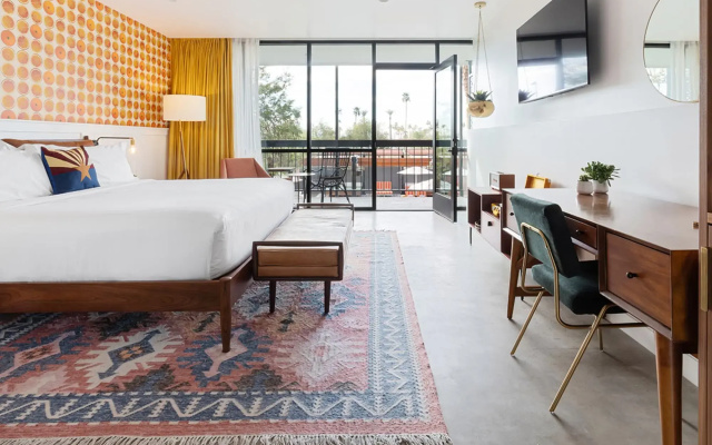 photo 5 of Rise Uptown Hotel