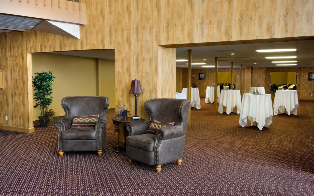 photo 2 of Lake Okoboji Resort & Conference Center