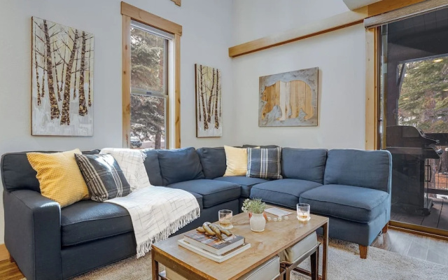 photo 5 of Arroyo by Avantstay Peaceful Mountain Townhouse w/ Large Private Balcony
